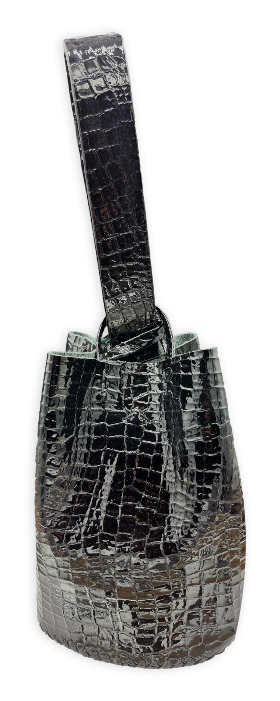 navigli bag | black upcycled patent leather