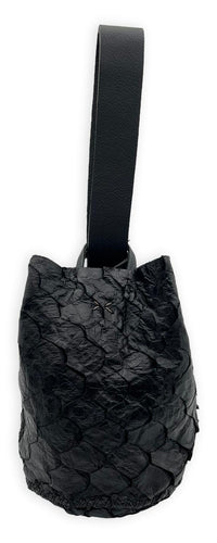 navigli bag | black upcycled pirarucu skin